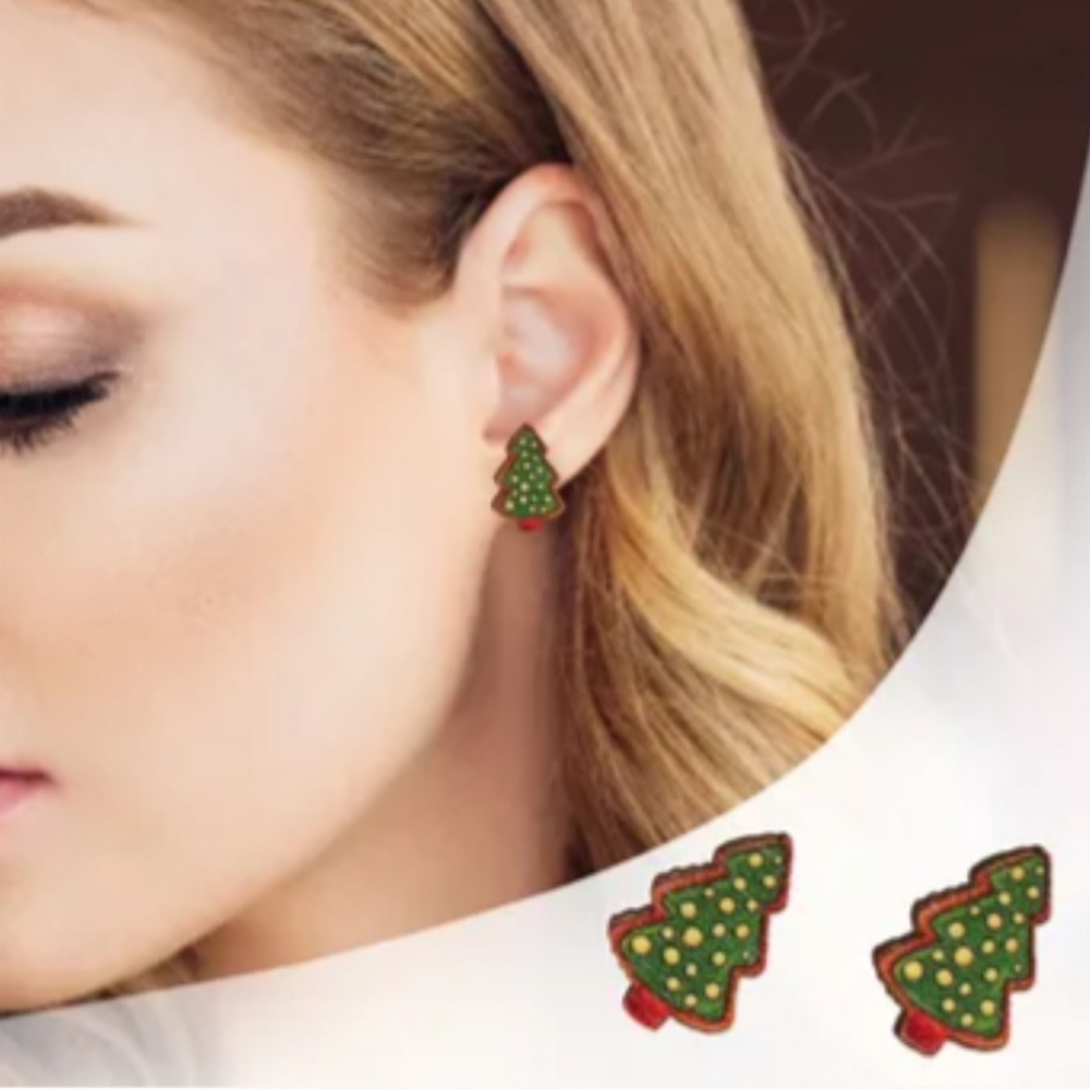 Festive Holiday Christmas Tree‎ with Ornaments Wooden Stud Women's Earrings